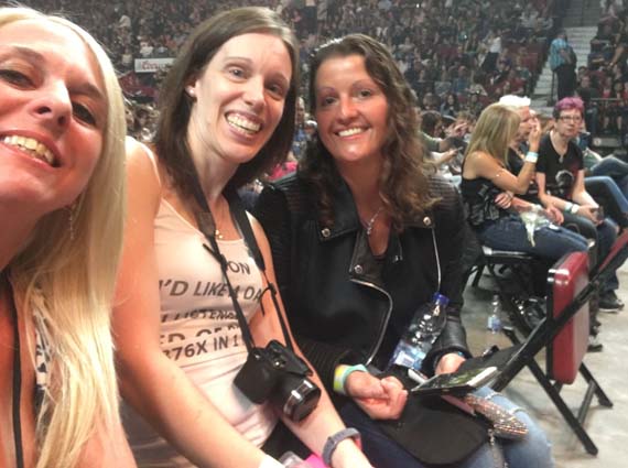 Sandra Coussa, SK and Marie-Hélène Cyr in the front row before the Bon Jovi show in Montreal, Quebec, Canada (May 18, 2018)